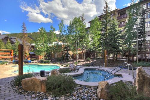 PP416 Passage Point condo - image 3