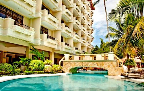 Sisäänkäynti, Costabella Tropical Beach Hotel in Cebu