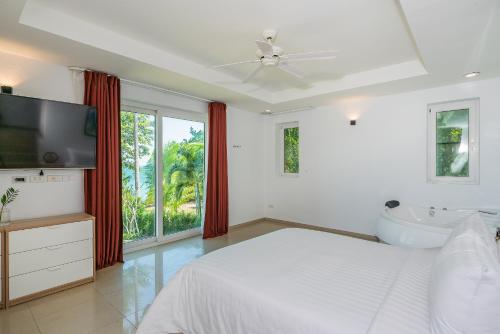 Coral Cove Beachfront Villa - Koh Chang