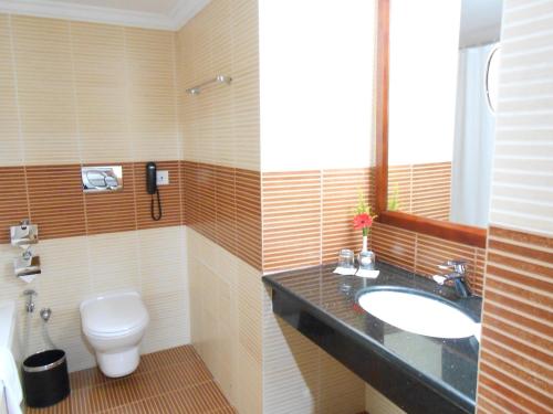 Suite, executive