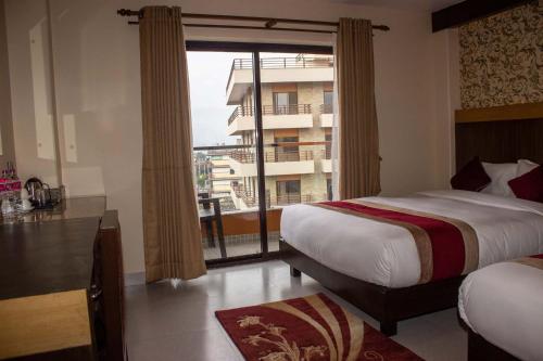 Hotel Silverline - image 2