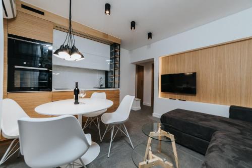 Apartments Trifunovic Old Town 3