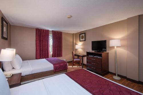 Guest Inn & Suites - Midtown Medical Center