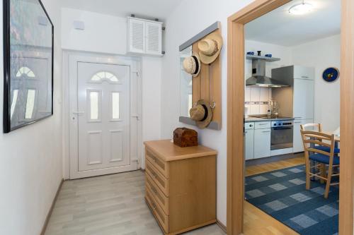 Apartment Twisting By The Private Pool - image 14