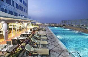 La Suite Dubai Hotel & Apartments Operated by Minor Hotels, Дубай (фото 7)