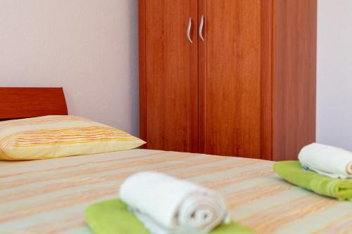 Double Room image 10