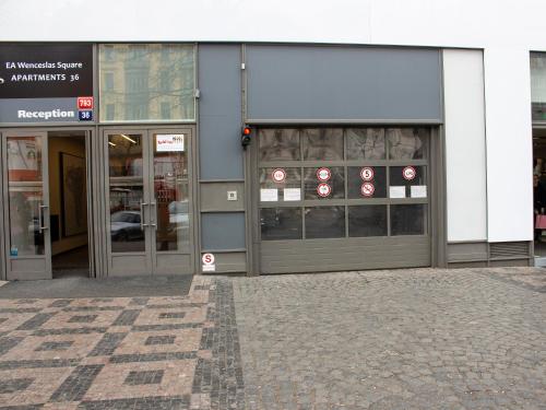 EA Hotel Apartments Wenceslas Square - image 11