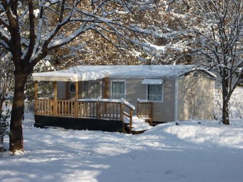 Three-Bedroom Mobile Home (6 Adults)