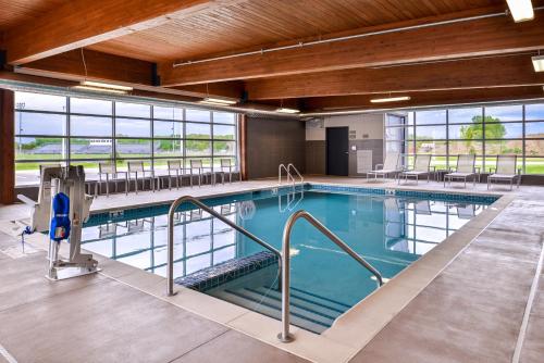 Country Inn & Suites by Radisson, Ft Atkinson, WI