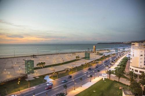 Vue sur Mer Avec 2 Terrasses - 100m² - Sur la Cote Tangier