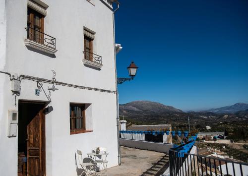 Casilla Dalea en Carcabuey, descubre el interior de Andalucia