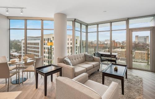 2 bedrooms, 3 beds