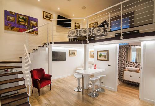 Solimena House 44 1