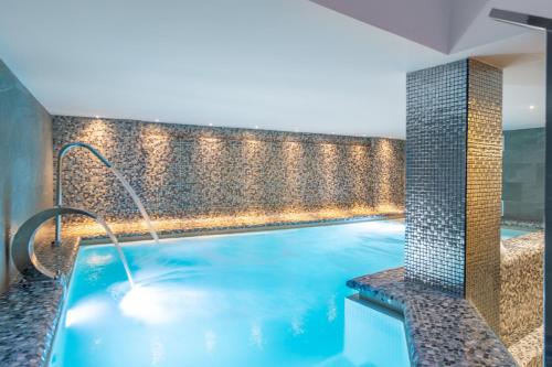 Swimming pool, Spa del Palacete in Málaga