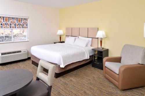 Candlewood Suites Winchester, an IHG Hotel