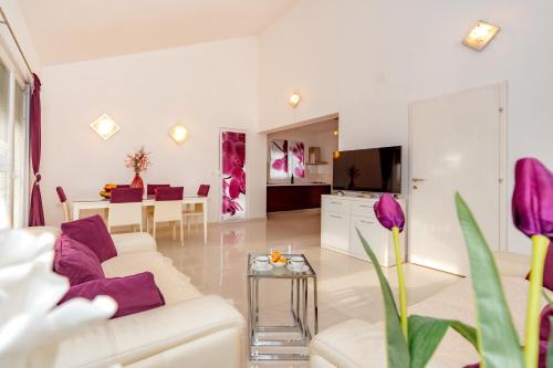 Apartments Maslina