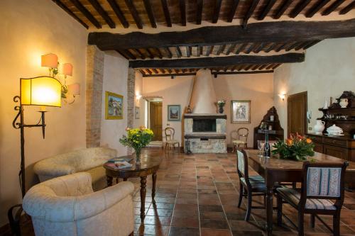 Accommodation in Monteriggioni