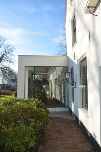 ทัศนียภาพภายนอกโรงแรม, 'Room Eleven' aan de Vecht in ฟเรลันด์