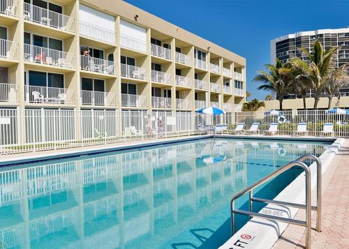 Condo 107 - image 2