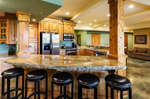 Talus Rock Retreat