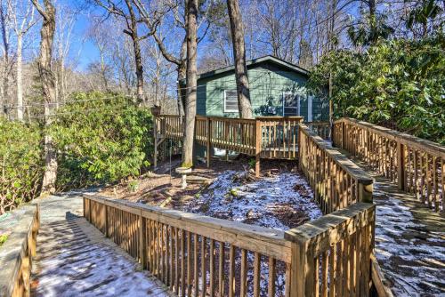 Private Blue Ridge Retreat Hot Tub and Pool Table!