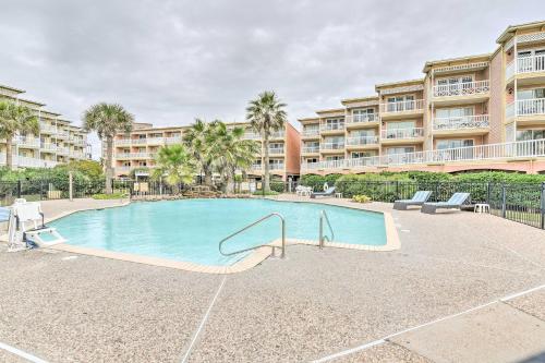 Waterfront Condo On The Galveston Seawall! - main image