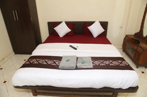 Hotel Little Nest In Goa Room Deals Photos Reviews