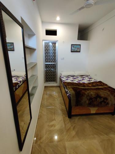 Varah Square Guest House – Pushkar, GA