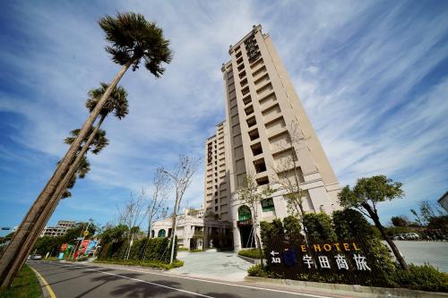 Exterior view, E Hotel in Xinshi District