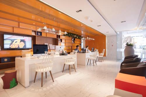 Tangerine Space Sukhumvit by Favstay Tangerine Space Sukhumvit by Favstay