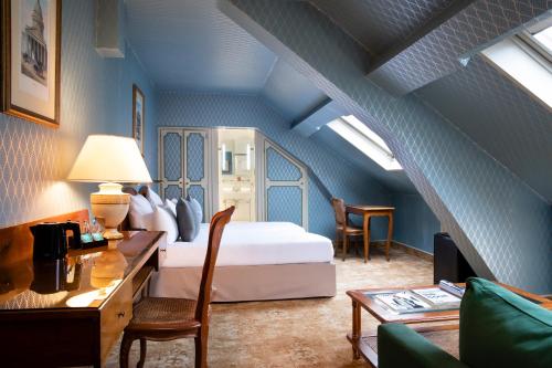 room detail thumbnail 0