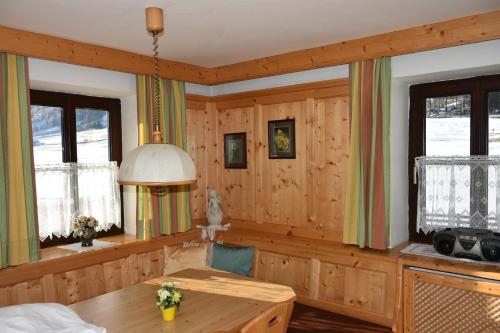 設施, 奧恩霍夫公寓 (Auenhof) in 格施尼茨