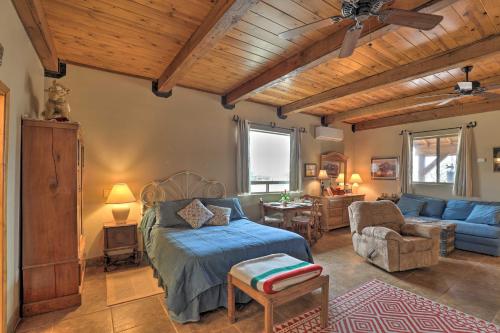 Rustic Guest Quarters on Cattle Ranch Near Winery! - image 7
