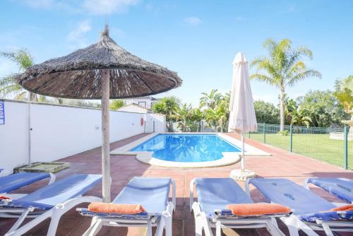  Casa Villanueva 5 - Sólo Familias in Conil de la Frontera