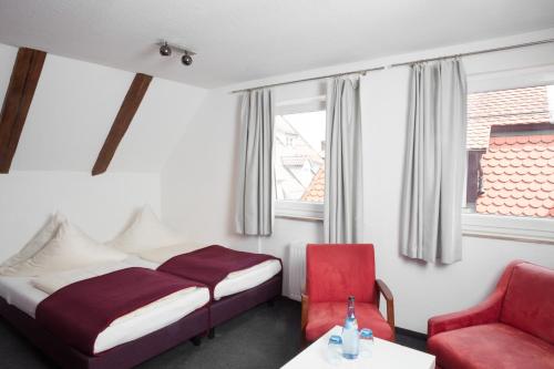 1 queen bed