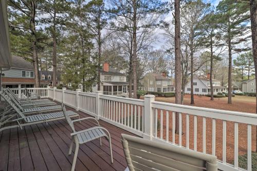 Home Overlooking Lake Oconee with Resort Amenities! - image 7