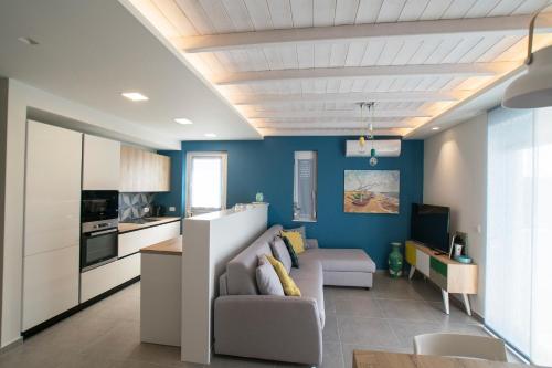 Gianni's house - image 3