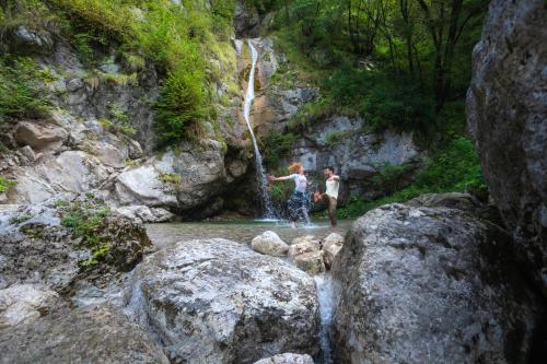 Nebesa Chalets - image 14