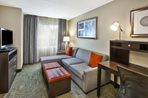 Staybridge Suites Cleveland Mayfield Heights Beachwood