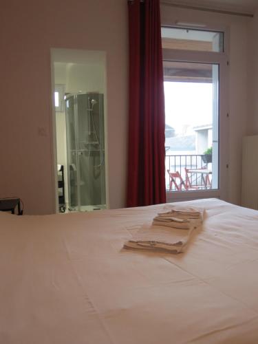1 twin bed
