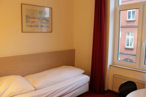 Hotel Topas - image 13
