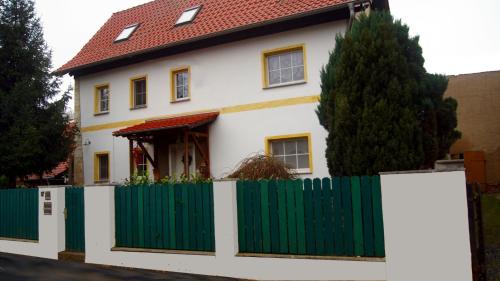 Gästewohnung am Thümmlitzwald - Apartment - Grimma