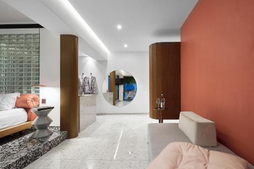 Dyo Suites Room Type - King Suite with Outdoor Jacuzzi -Sea View