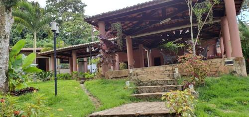 HOTEL CANTINHO DAS FLORES