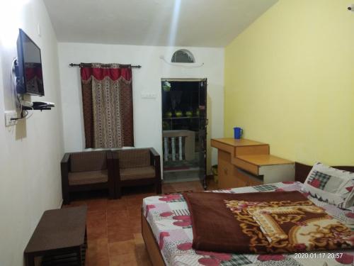 

Hill Inn Rooms & Cottage