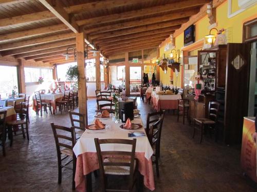 Restorāns, Locanda Belvedere Da Stefano in Rocchetta A Volturno