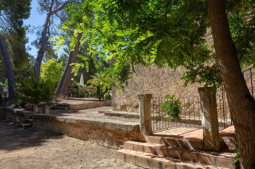 Hotel Rural Mas Fontanelles - Tap to explore photos