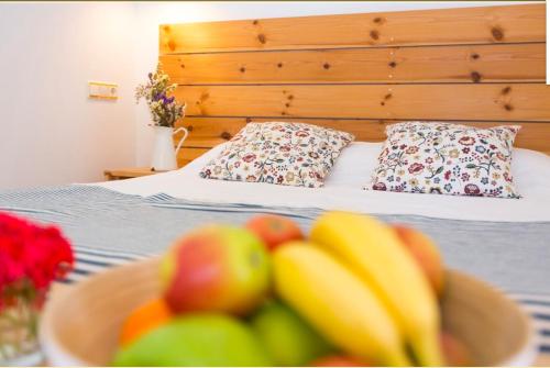 Double Room with Terrace image 2