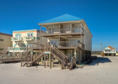 Sundance East - image 3