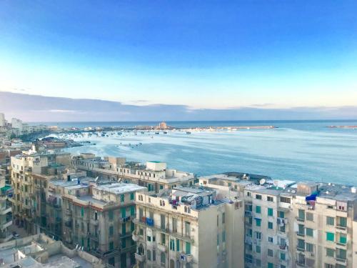 Downtown Sea View Suites Alexandria